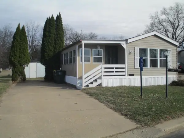 29005 Pinecrest Circle, Lone Rock, WI 53556