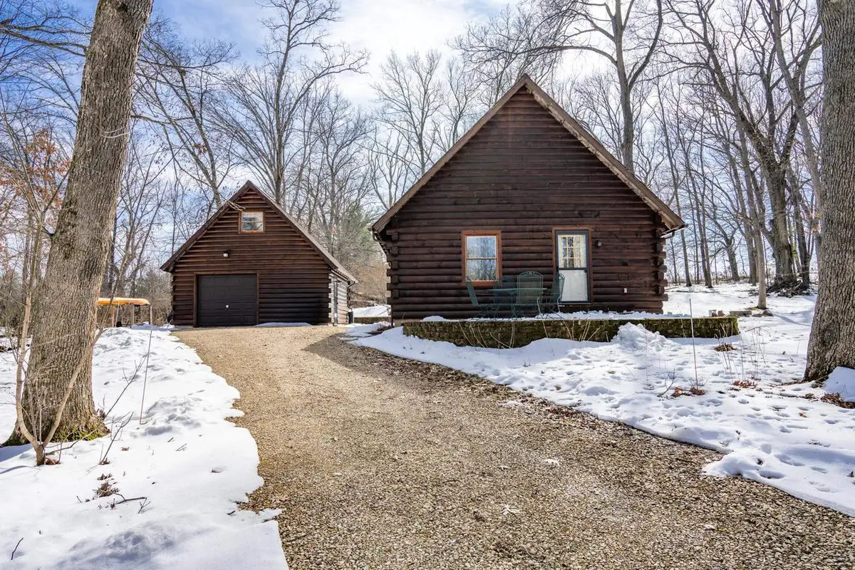 183 Fish Court, Oxford, WI 53952 - #1