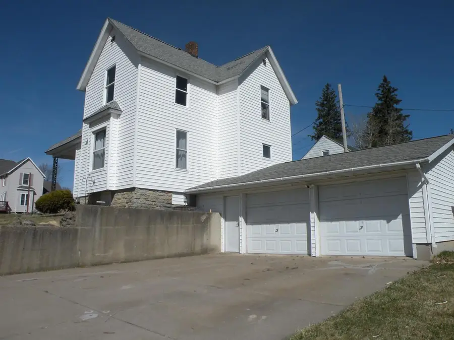 110 Prospect Street, Bloomington, WI 53804 - #3