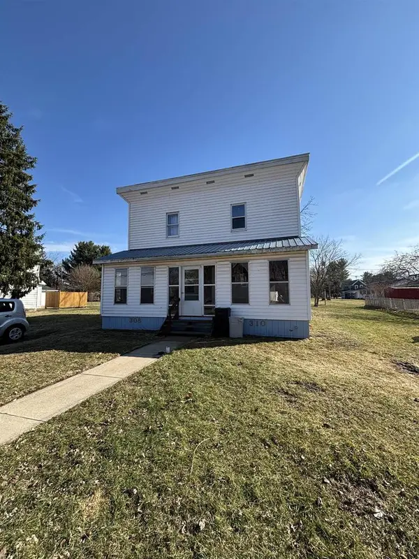 308-310 W Madison Street, Spring Green, WI 53588