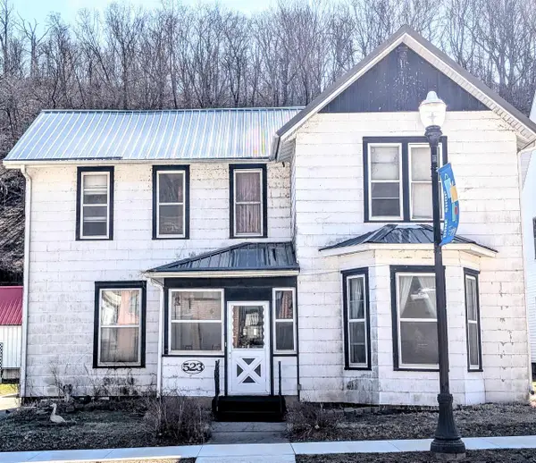 523 Main Street, Mcgregor, IA 52157