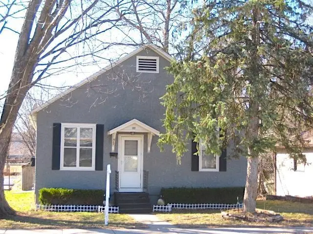 817 N Beaumont Road, Prairie Du Chien, WI 53821 - #1