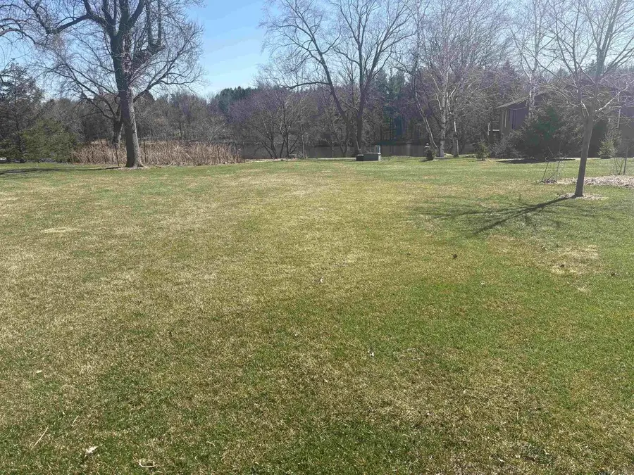 521 Rockview Court, Watertown, WI 53094 - #3