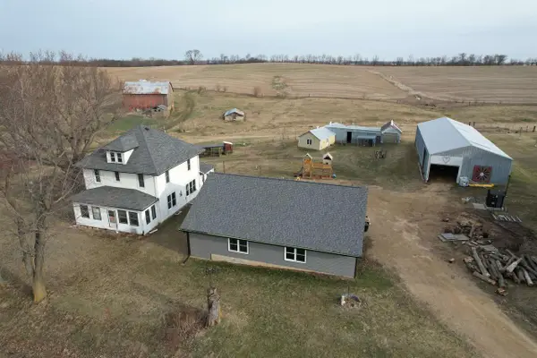 6460 Dutch Hollow Road, Potosi, WI 53820