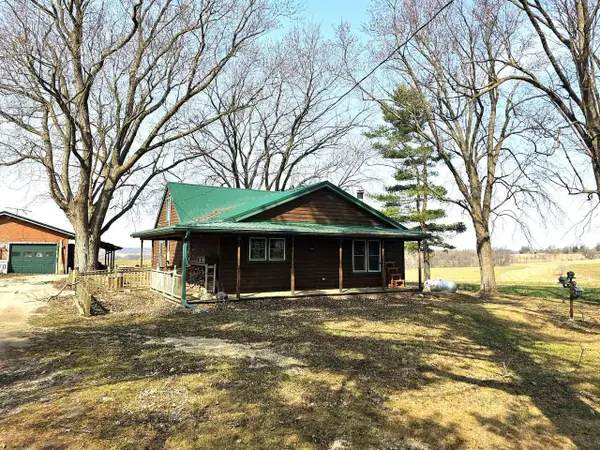 E3299 County Road N Road, De Soto, WI 54624