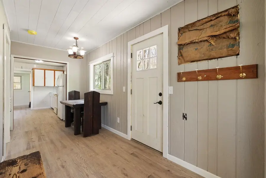 148 Oakwood Avenue, Edgerton, WI 53534 - #2