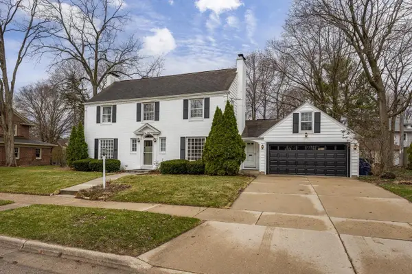 22 S Garfield Avenue, Janesville, WI 53545