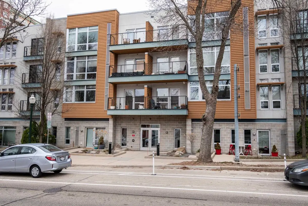 15 S Broom Street #401, Madison, WI 53703 - #1