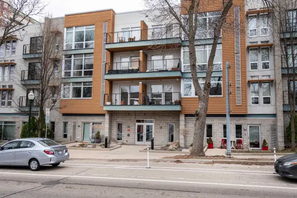 15 S Broom Street #401, Madison, WI 53703