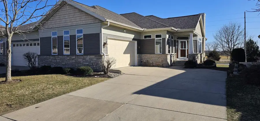 440 Grandview Drive, Waunakee, WI 53597 - #2