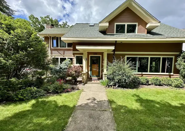 2610 Chamberlain Avenue, Madison, WI 53705