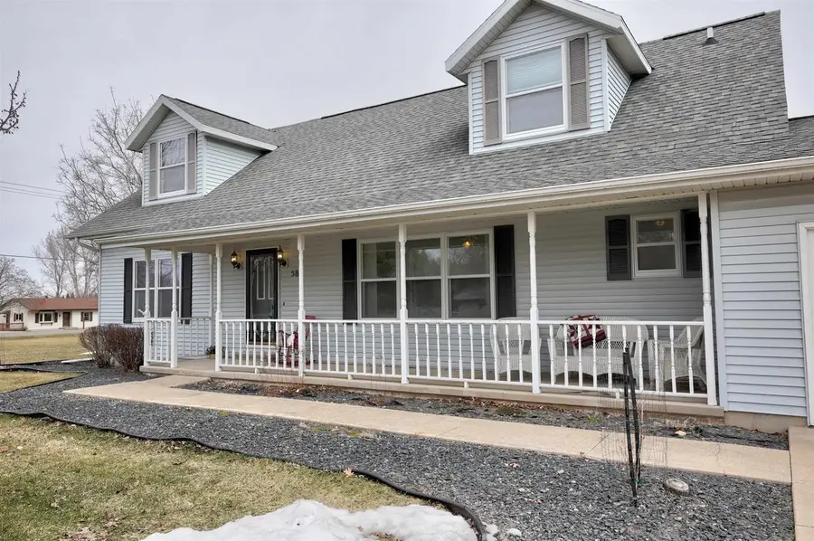 588 Ann Court, Berlin, WI 54923 - #2