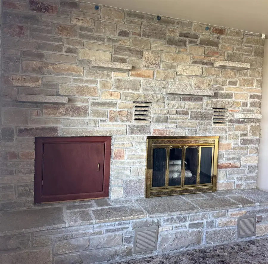 6621 Old Sauk Road, Madison, WI 53705 - #2