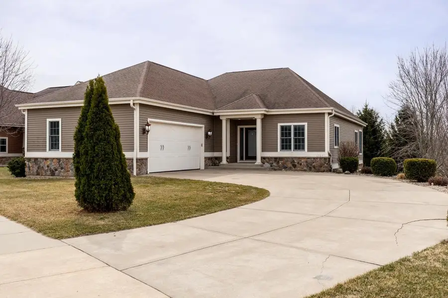 269 W Nelson Street, Deerfield, WI 53531 - #3