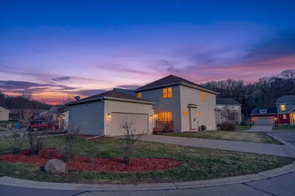 8903 White Coral Way, Middleton, WI 53562