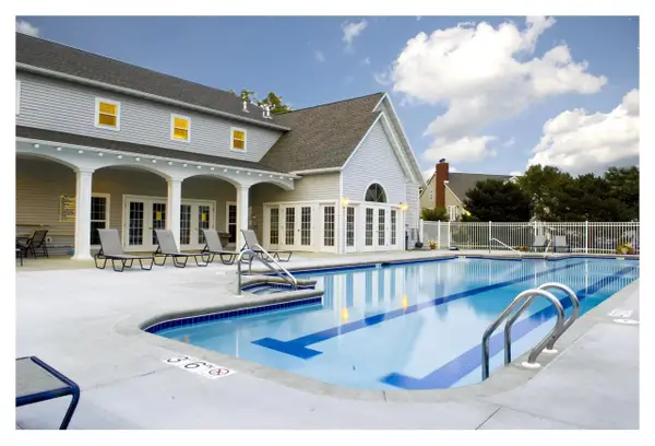 905 Harbor House Drive #7, Madison, WI 53719