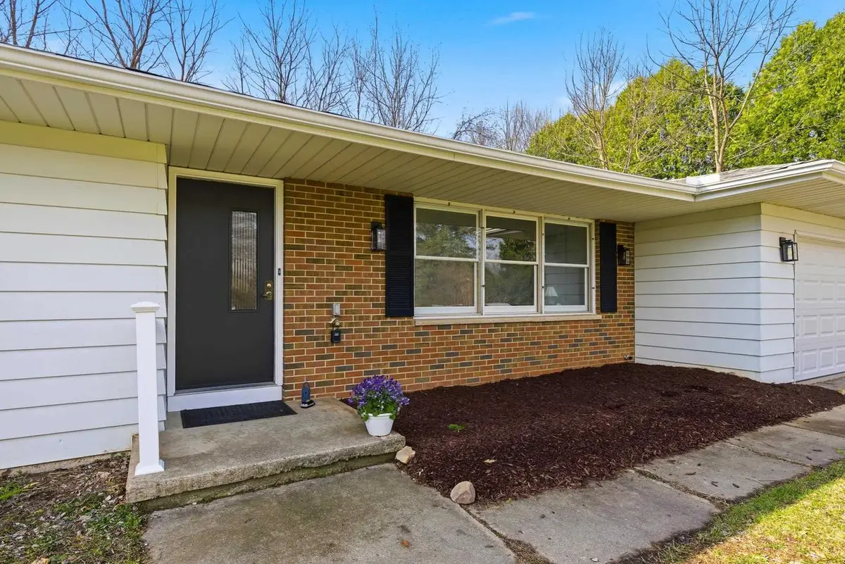 5501 Jan Drive, Fitchburg, WI 53711 - #1