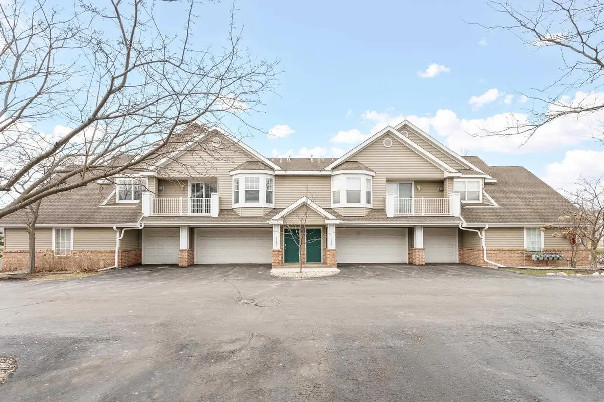 3282 Stonecreek Drive, Madison, WI 53719 - #1