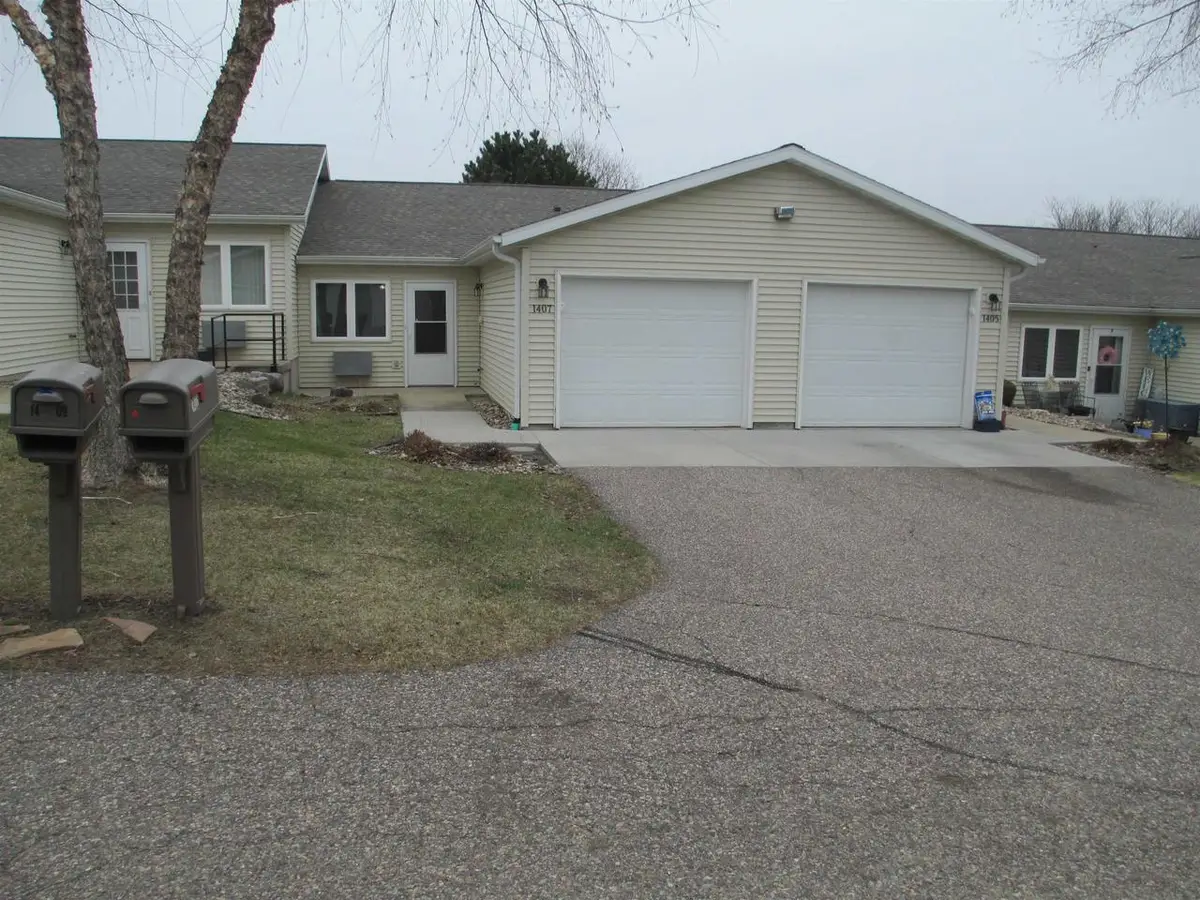 1407 15th St Street #35, Baraboo, WI 53913 - #1