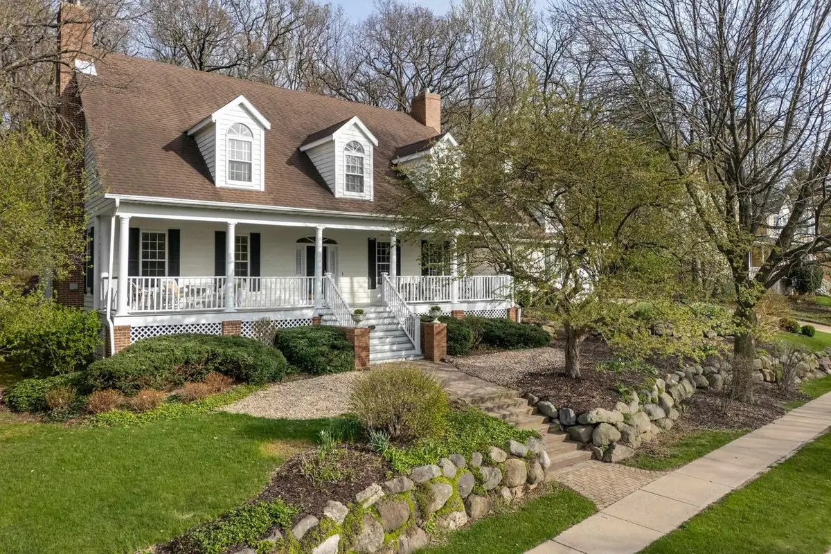 1429 Kings Lynn Road, Stoughton, WI 53589 - #1