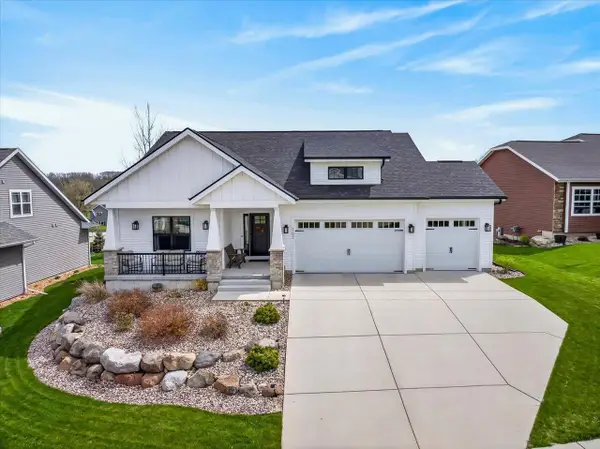 107 Cobblestone Drive, Lodi, WI 53555