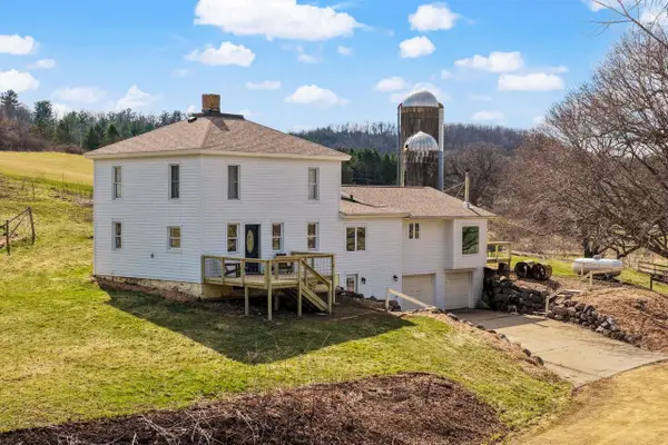 3850 County Road Y, Dodgeville, WI 53533