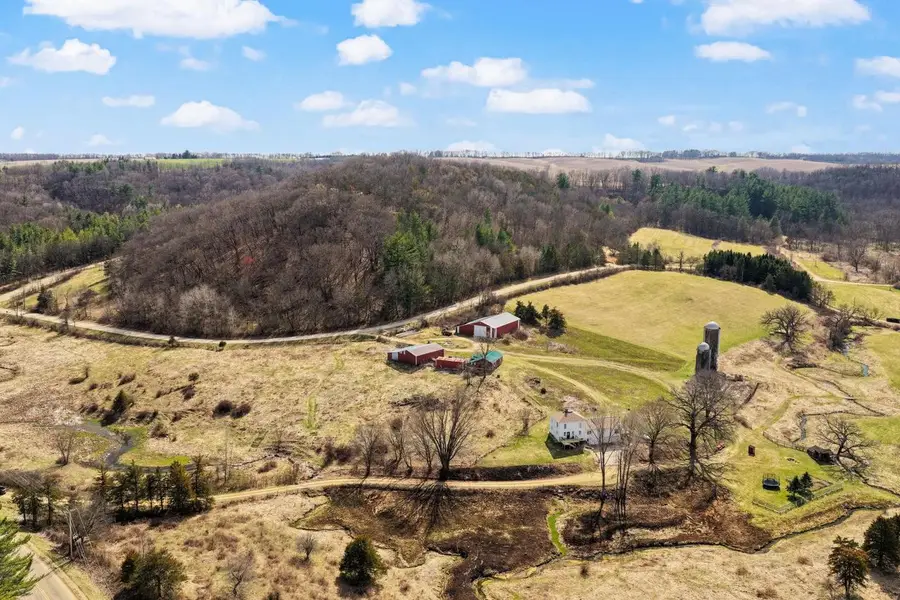 3850 County Road Y, Dodgeville, WI 53533 - #3