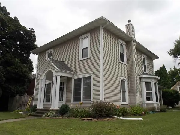 227 W Madison Avenue, Milton, WI 53563