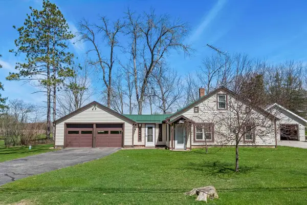 472 North Street, Green Lake, WI 54941