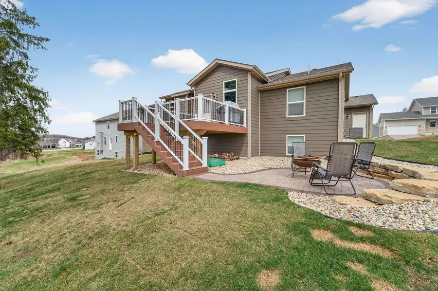 381 Bell View Avenue, Belleville, WI 53508 - #3