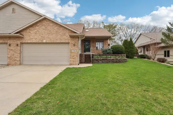 734 8th Street, Prairie Du Sac, WI 53578