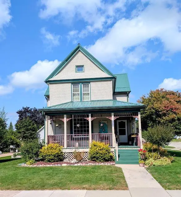 626 E Brown Street, Waupun, WI 53963 - #1