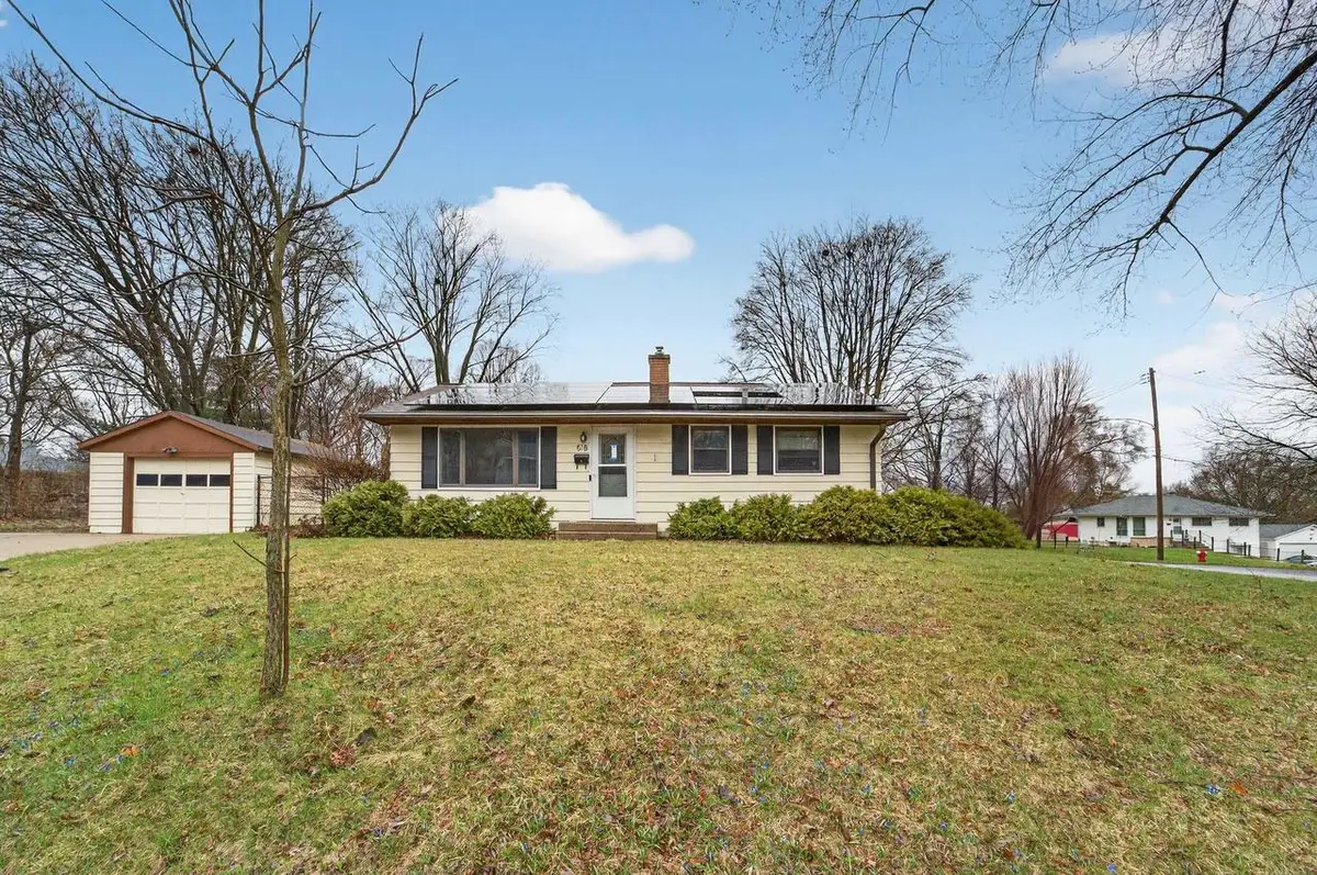 518 Bowman Avenue, Madison, WI 53716 - #1