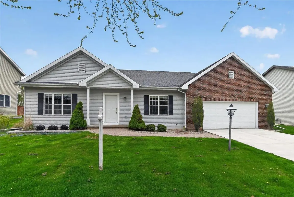 507 Galway Terrace, Cottage Grove, WI 53527 - #1