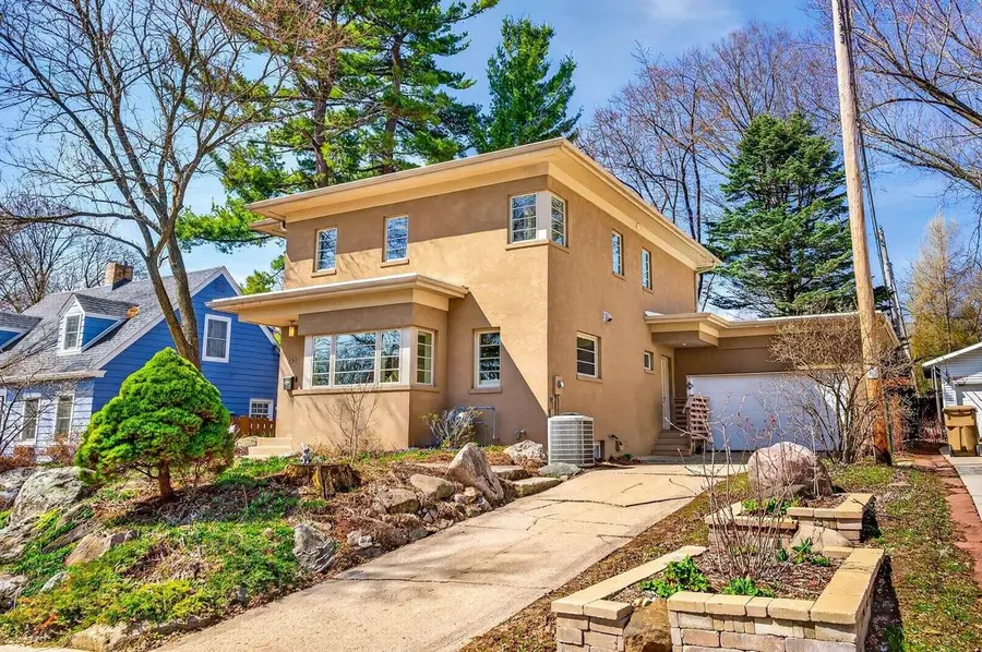 442 Toepfer Avenue, Madison, WI 53711 - #3