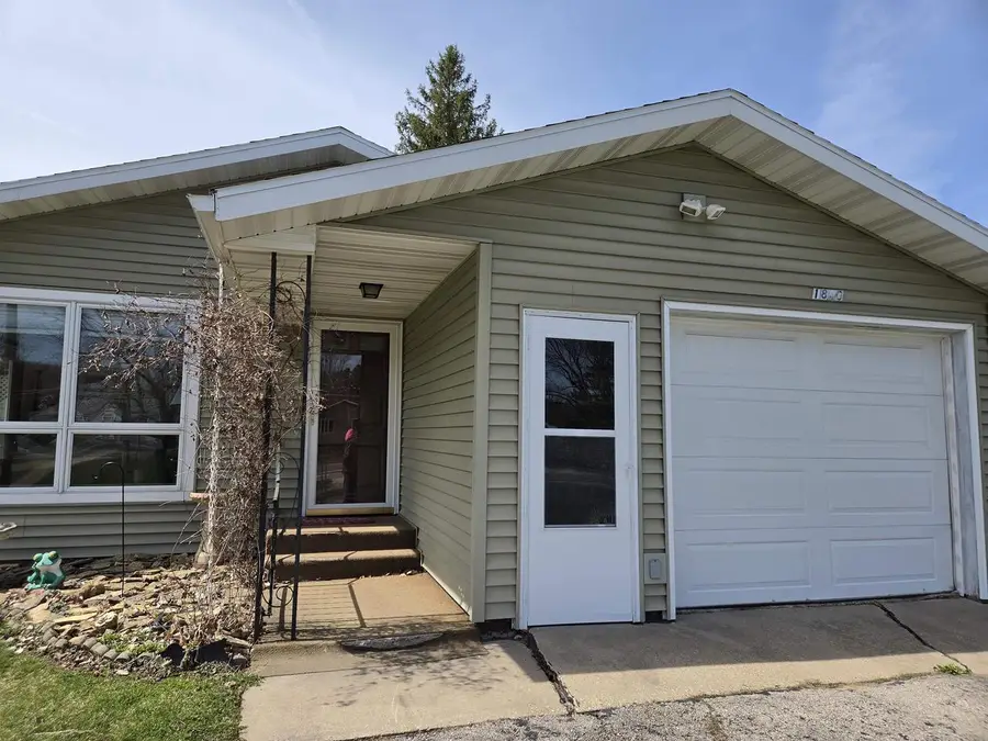 1820 Allison Park Drive, Richland Center, WI 53581 - #2