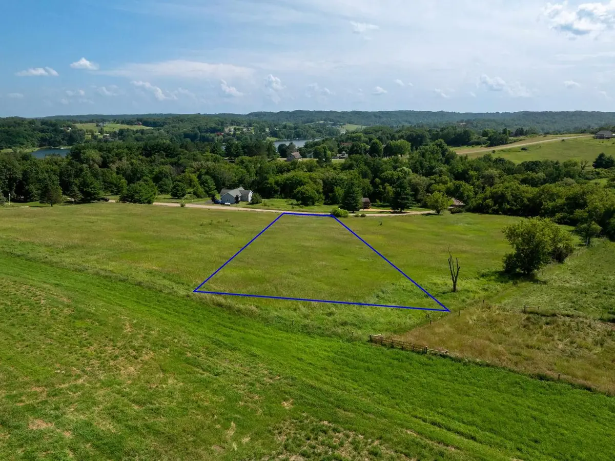 L1135 Amsterdam Court, La Valle, WI 53941 - #1