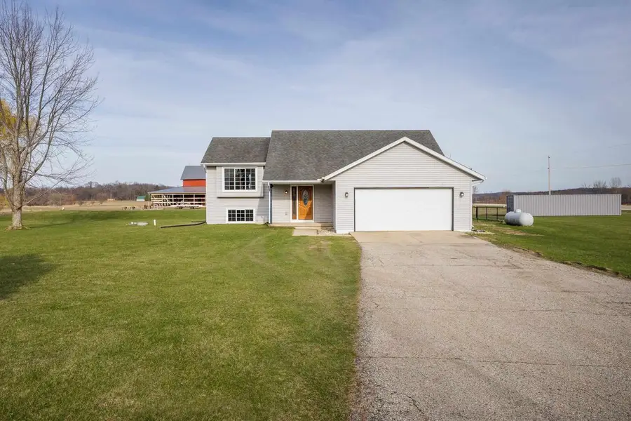 N6563 English Settlement Road, Albany, WI 53502 - #2