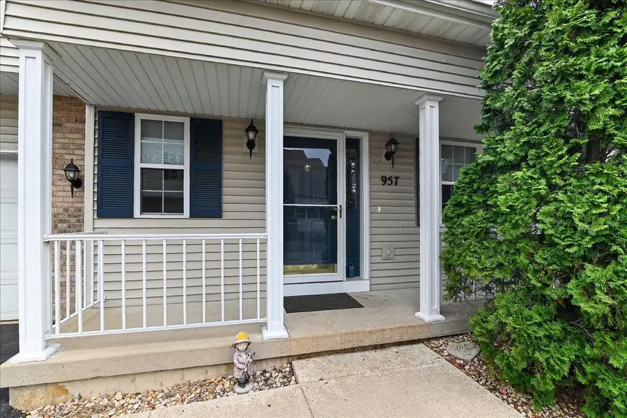 957 Chandler Lane, Sun Prairie, WI 53590 - #3