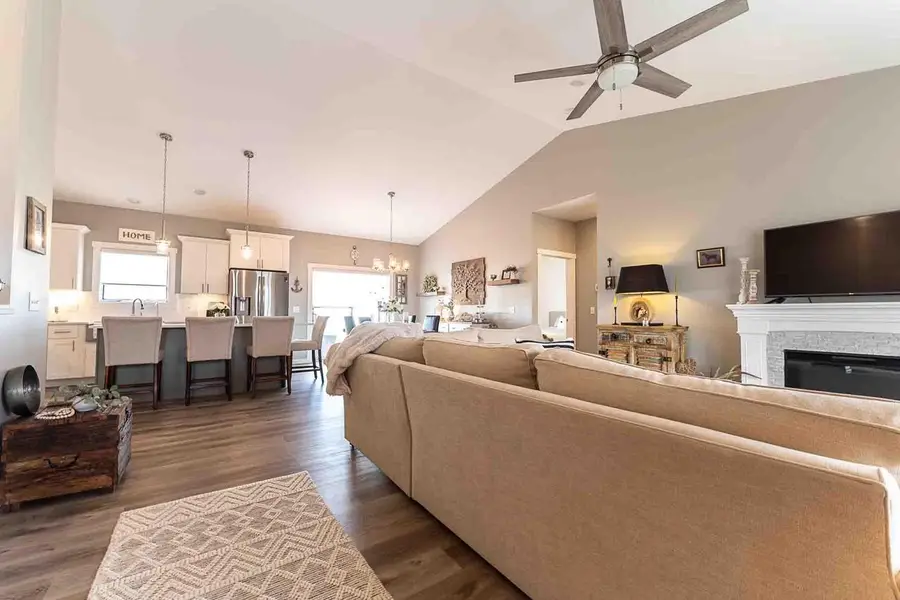 1230 Crockett Drive, Holmen, WI 54636 - #3