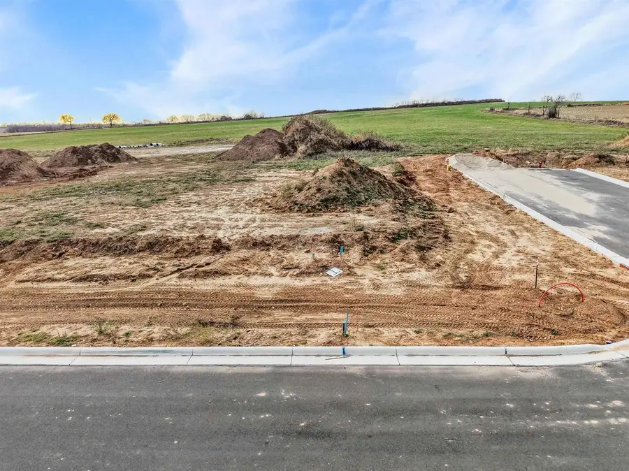 123 S 8th Street, Evansville, WI 53536 - #2