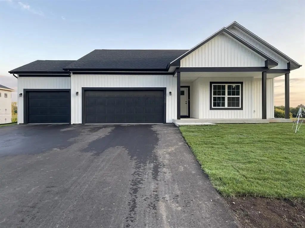 504 Village Lane, Ripon, WI 54971 - #1