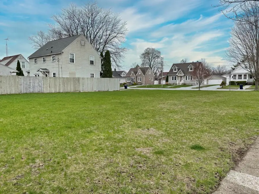 832 Cornelia Street, Janesville, WI 53545 - #2