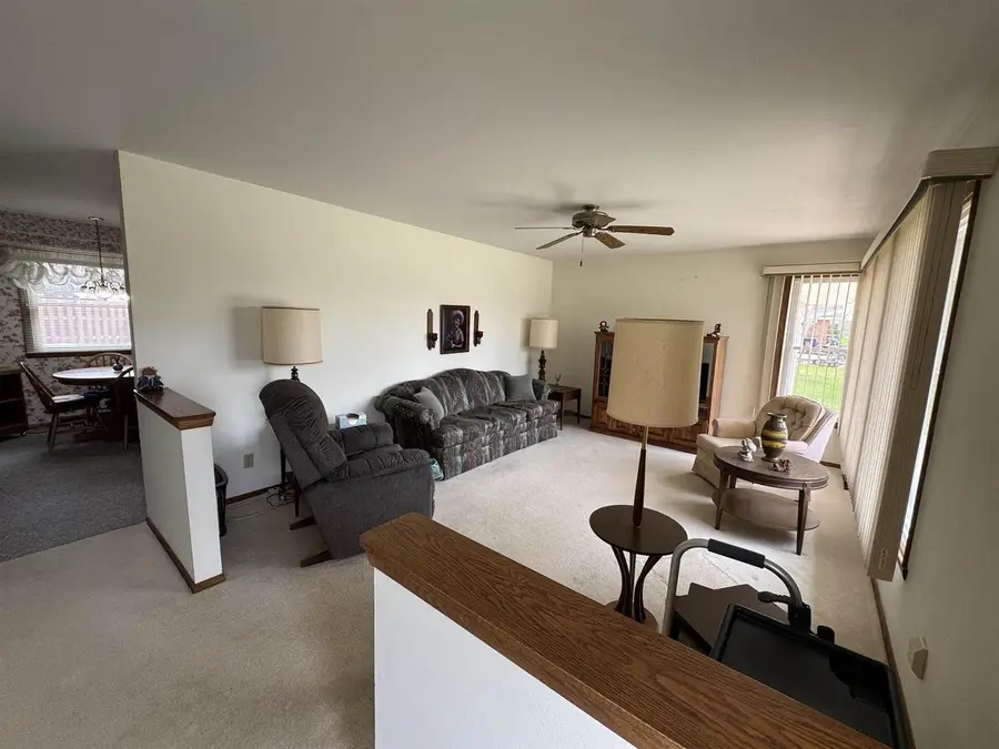 1607 S Arch Street, Janesville, WI 53546 - #3