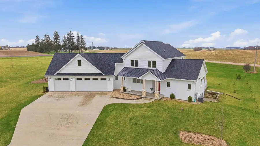 N6329 Tradewinds Circle, Beaver Dam, WI 53916 - #2