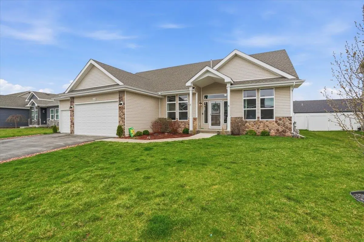 215 Olson Avenue, Belleville, WI 53508 - #1