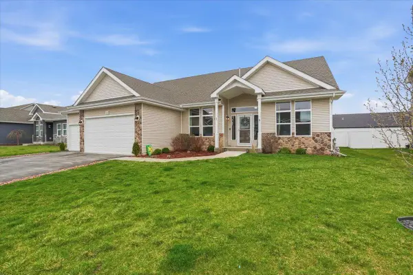 215 Olson Avenue, Belleville, WI 53508