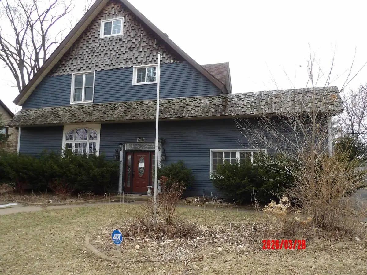 2133 Main Street, Stevens Point, WI 54481 - #1
