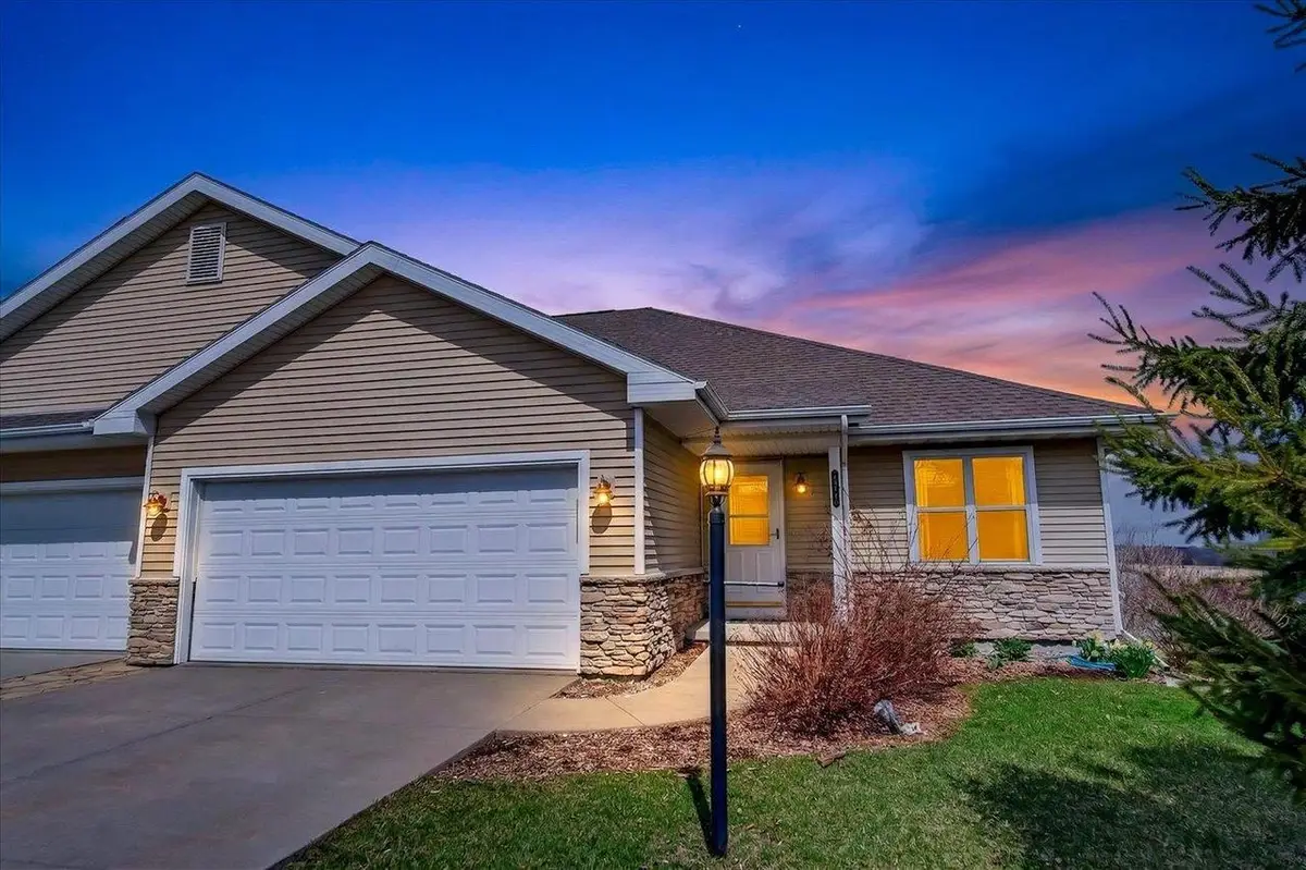 1818 Fjord Pass, Mount Horeb, WI 53572 - #1