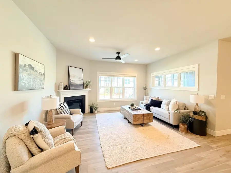 Unit 4.3 Bellflower Drive, Deforest, WI 53532 - #2